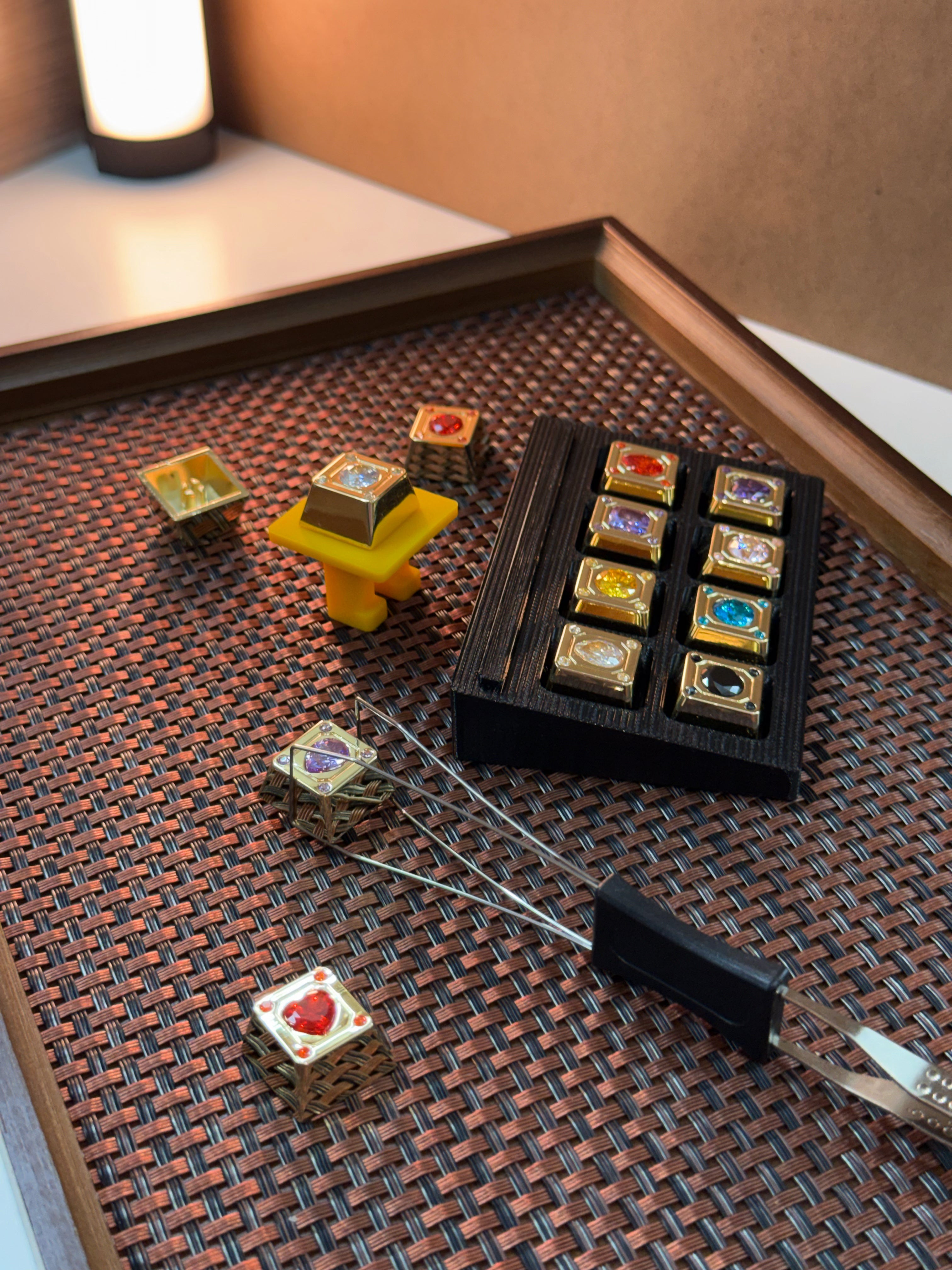 Diamond Star Theme, Imitation Diamond Metal Keycap Base Personalized Keycap Original Factory R4 Highly Decorative Keycap