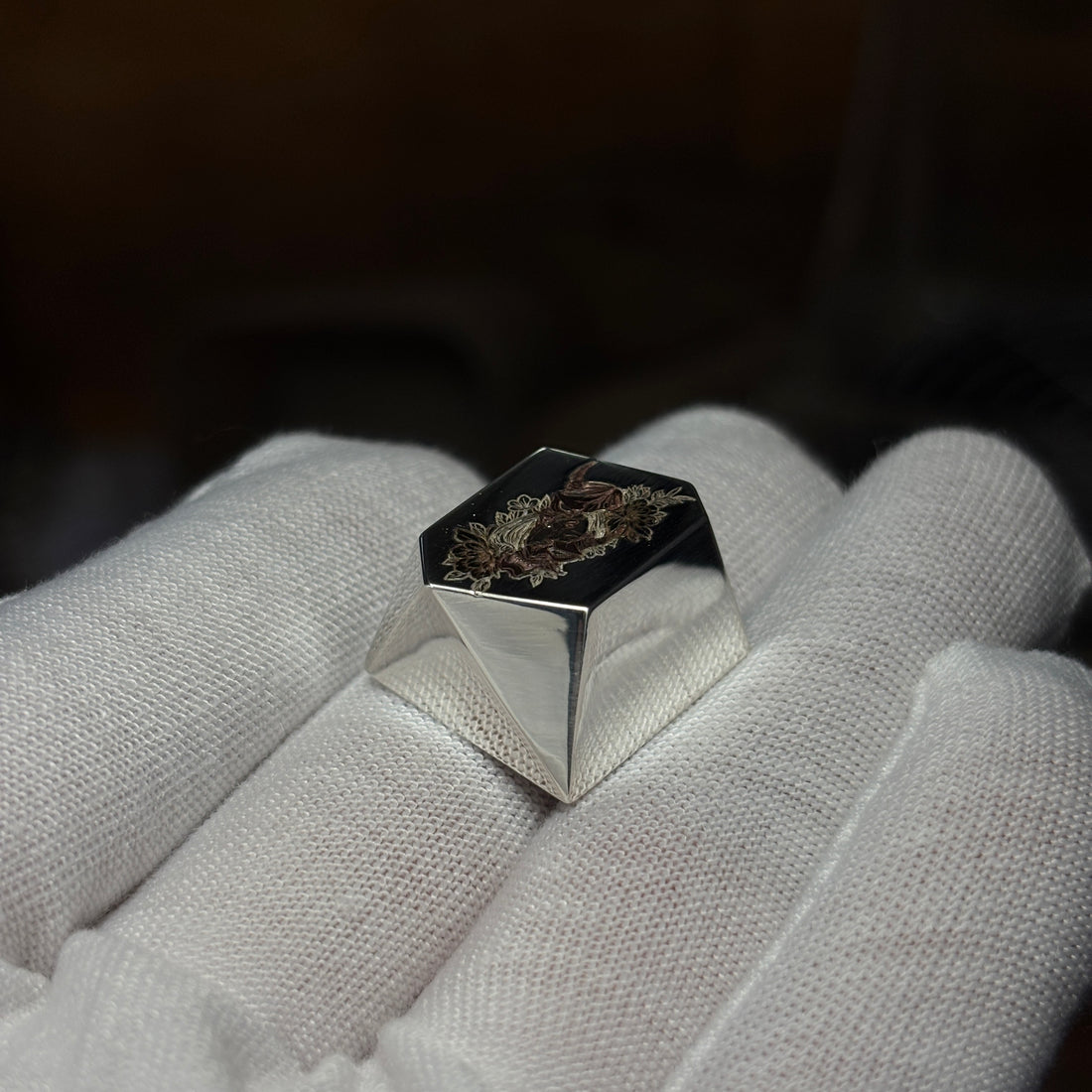 925 pure silver keycaps, irregular shapes, personalized keycaps, metal carved cultural and creative keycaps.