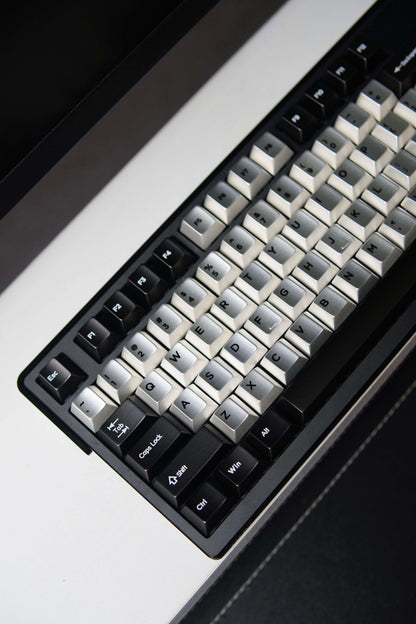 Black silver color scheme simple conventional style metal material CNC machining zinc alloy keycap set
