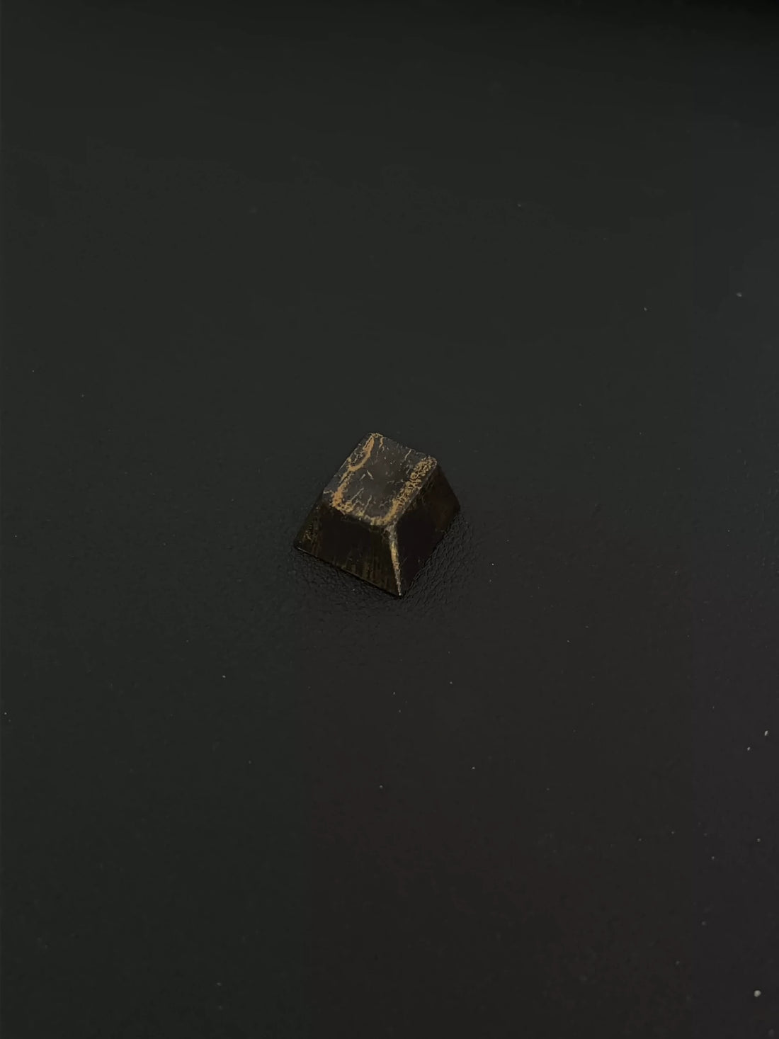 Chinese Lacquer, Lacquer Keycaps · Cracked Gold, Personalized Keycaps, Resin Coated Keycaps, Mechanical Keyboard Decorative Keycaps