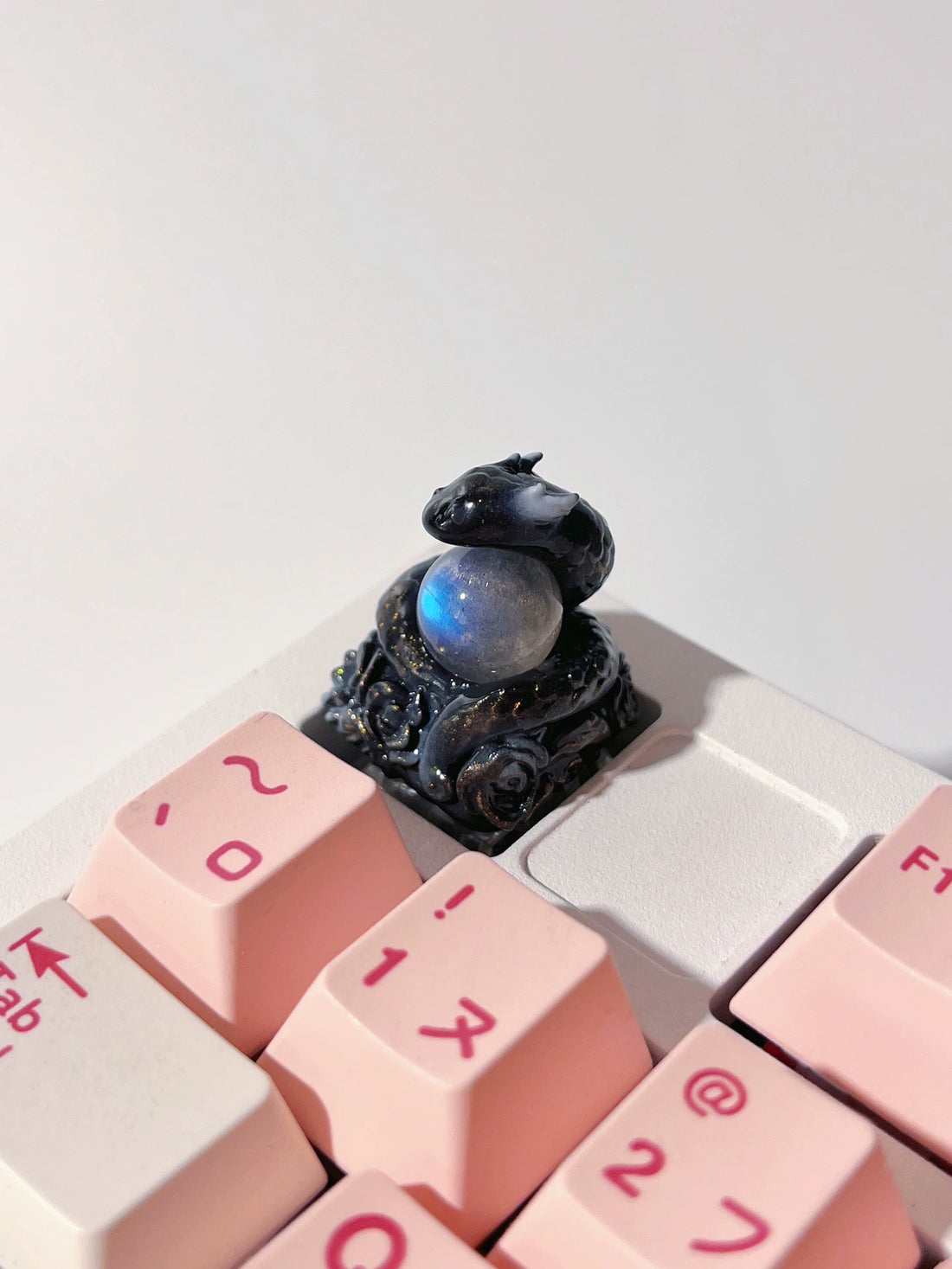 Snake Year Flower Dance Spirit Snake Crystal Keycaps Customization Personalized Keycaps, Resin Crystal/Glass Decorative Keycaps