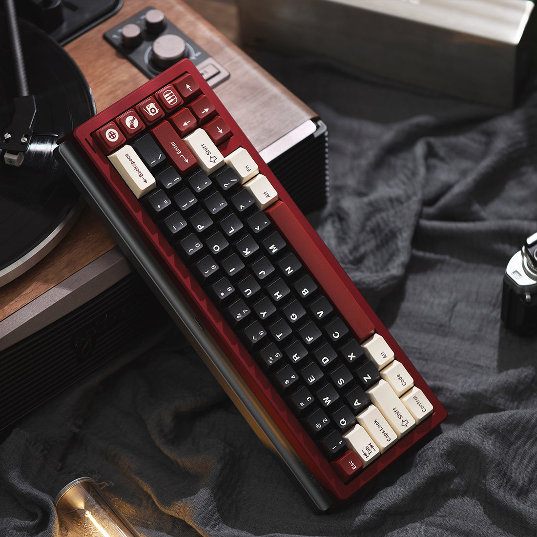 Original design &quot;Rome&quot; themed mechanical keyboard keycap complete set PBT heat sublimation original factory highly personalized keycap set