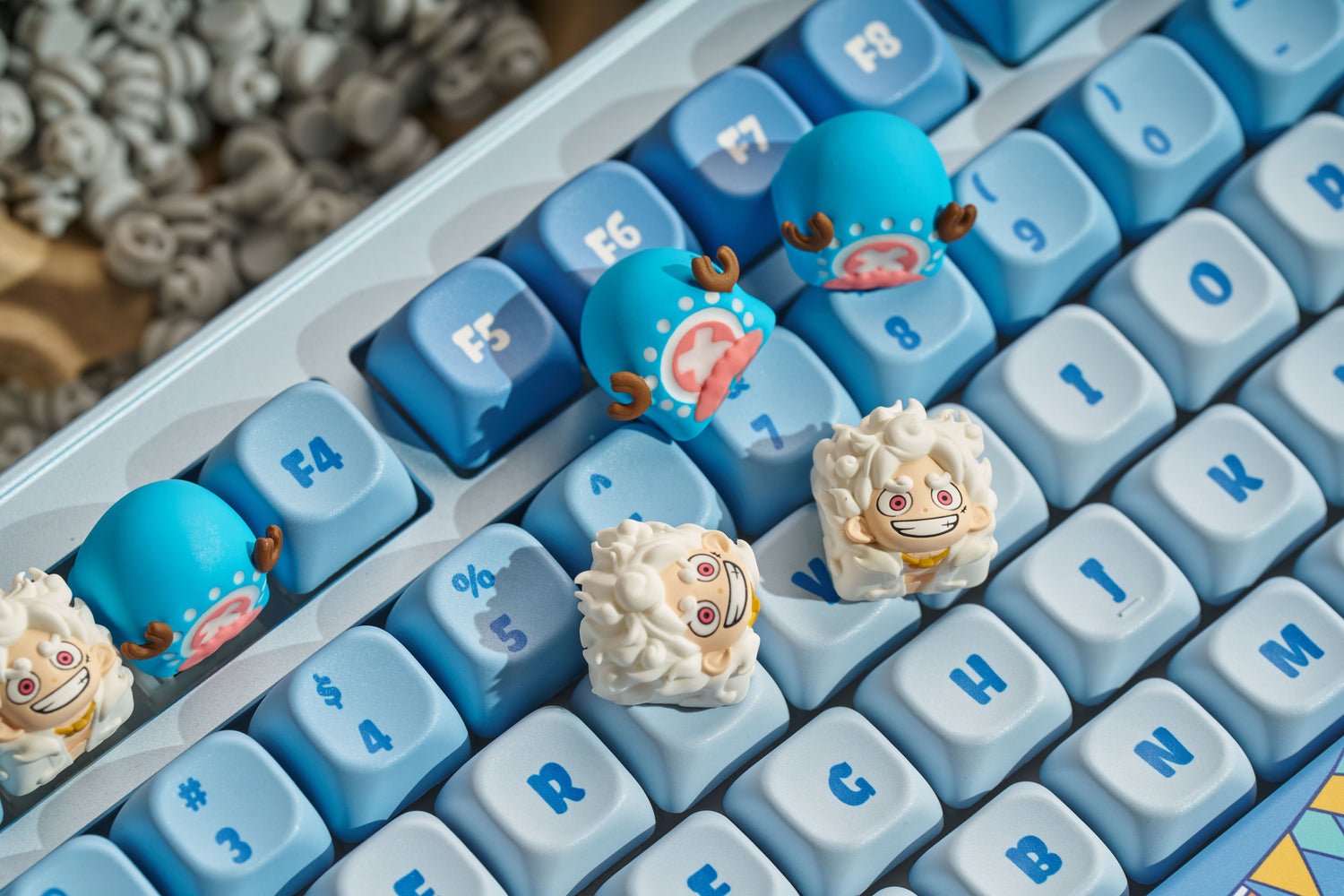 One Piece, Nika Luffy, Tony Tony Chopper hats, multi colored resin molded personalized keycaps, artisankeycaps artistic handmade keycaps.