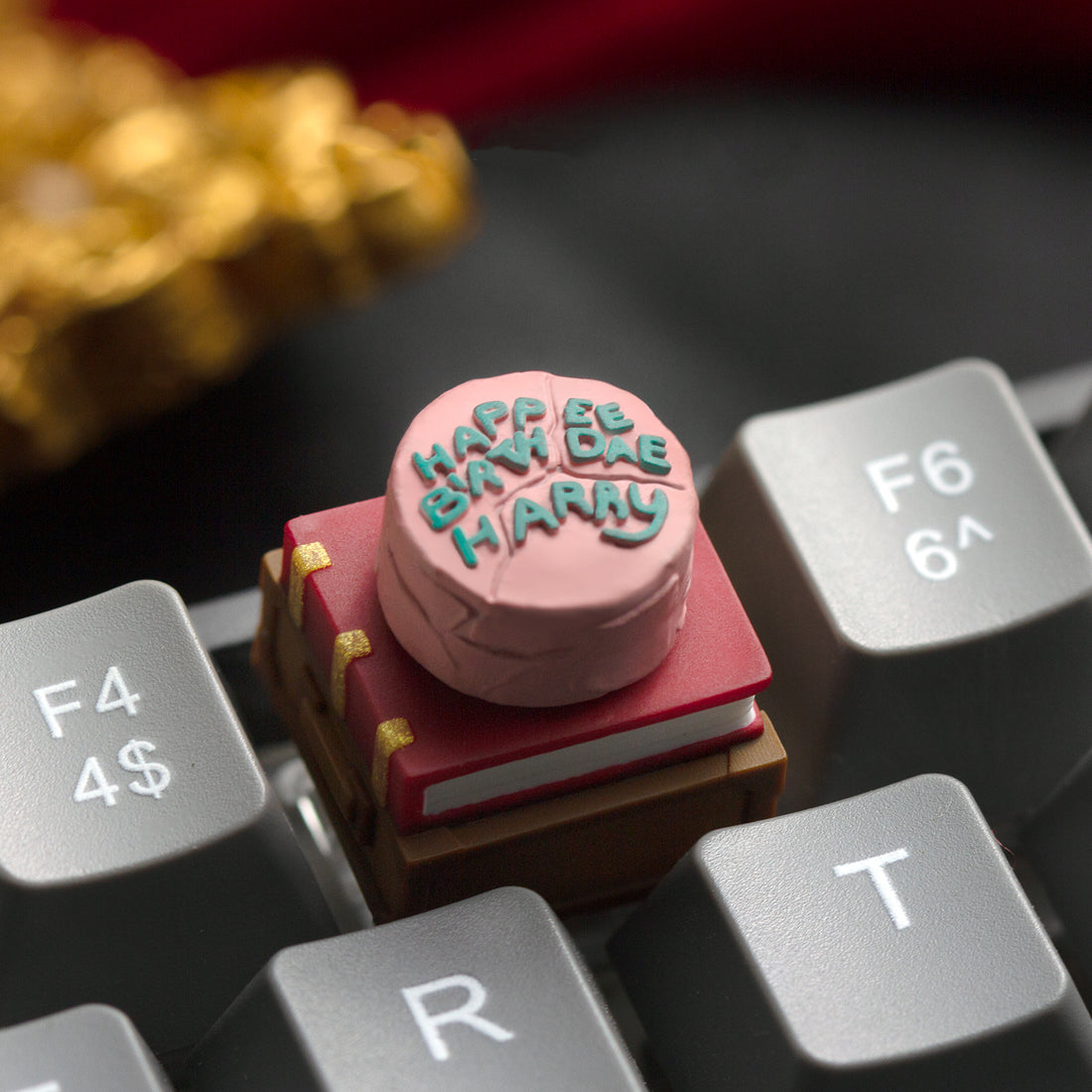 Harry Potter cake rotatable keycaps, multi-color molded resin mechanical keycaps, personalized and customized keycaps