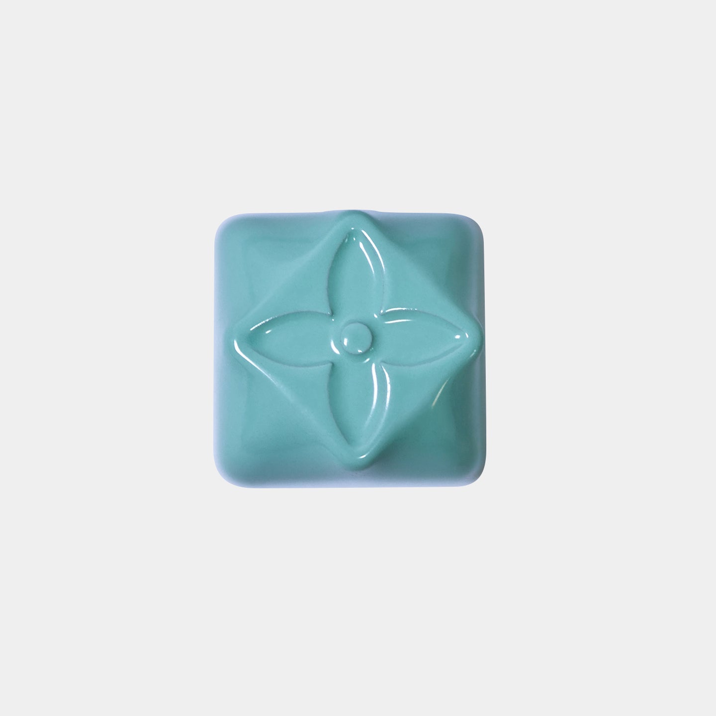 Irregular shaped personalized keycaps, luxury vintage series aluminum alloy keycaps painted with CNC machining, customized mechanical keyboards, custom keycaps