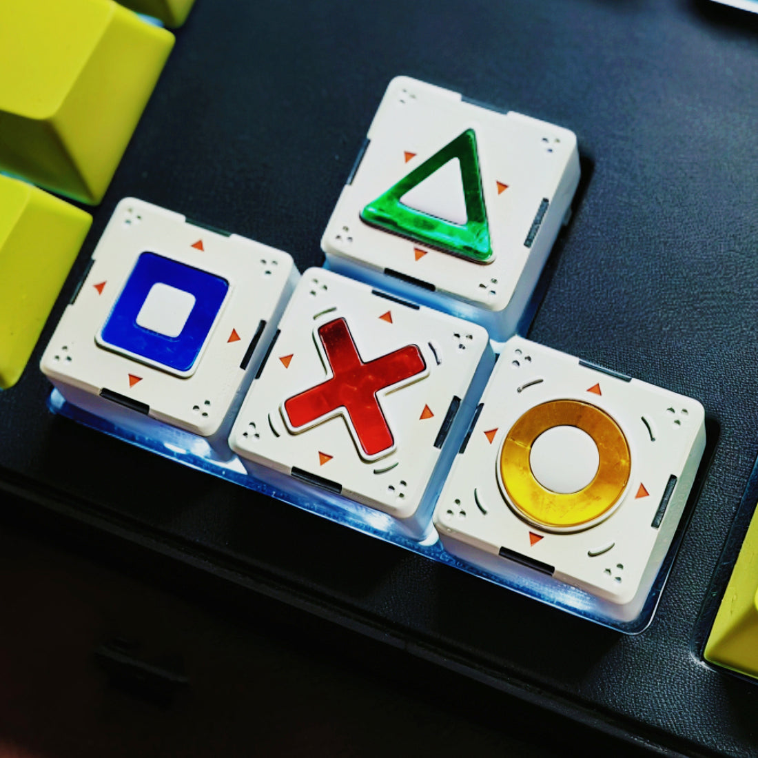 PlayStation style directional key set. Resin material, transparent resin in the middle, creative and personalized keycaps.