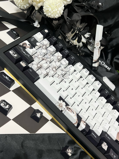 Chainsaw Man, Reze Theme Keycap Two dimensional Anime Peripheral Mechanical Keycap PBT Five sided Heat Sublimation Personalized Keycap Set