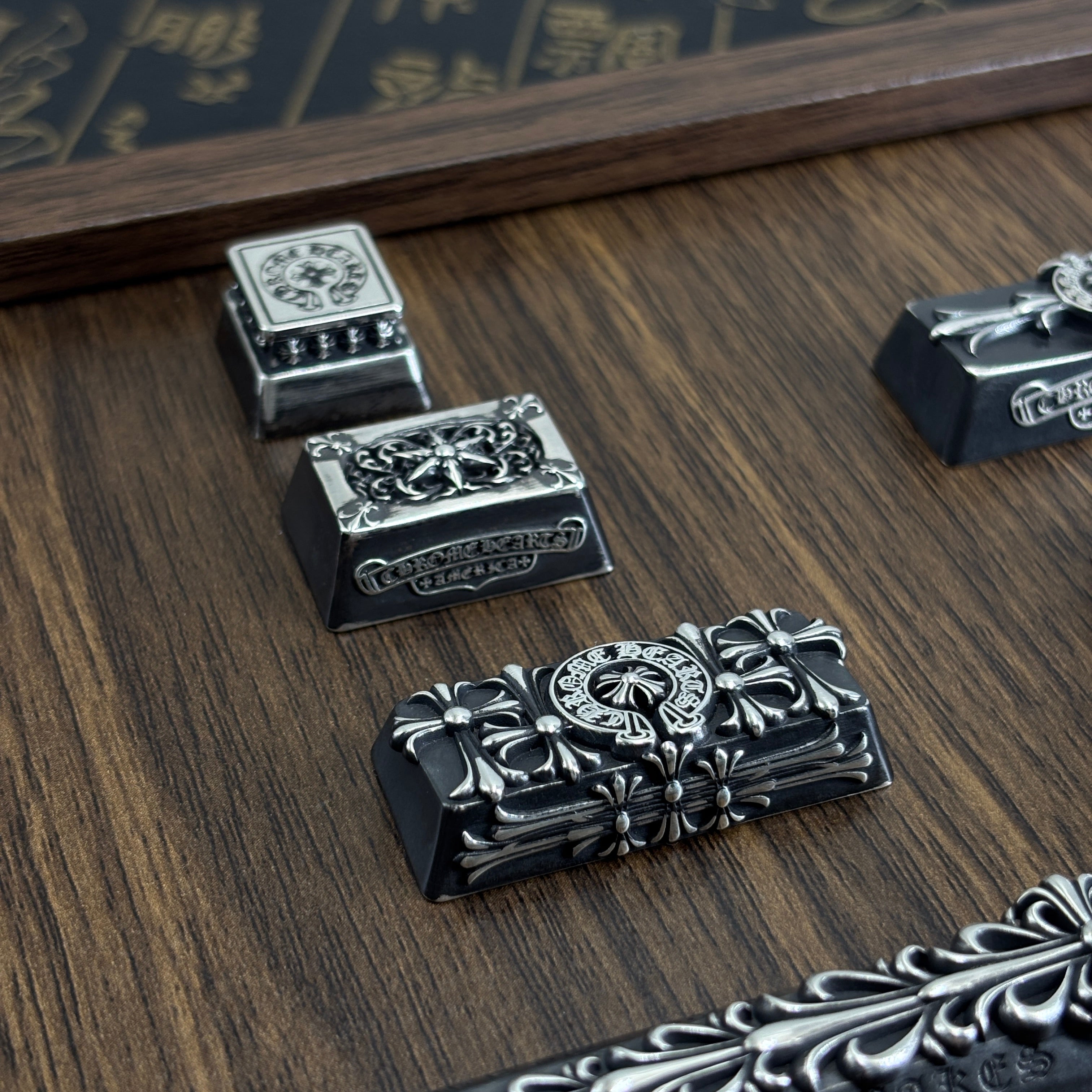 Chrome Hearts sterling silver oxide black style, full keyboard key positions, 925 sterling silver custom fashionable cultural keycaps, fashionable personalized art decoration keycaps