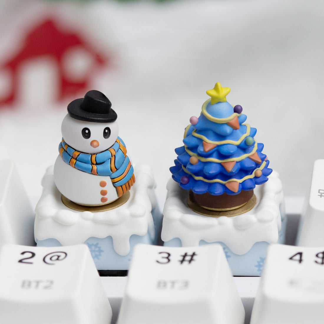 Christmas Winter Series, multi-color resin molded, snowman, Christmas tree shaped, magnetic bearing rotatable personalized keycaps, resin art decorative keycaps