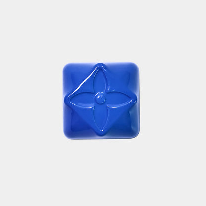 Irregular shaped personalized keycaps, luxury vintage series aluminum alloy keycaps painted with CNC machining, customized mechanical keyboards, custom keycaps