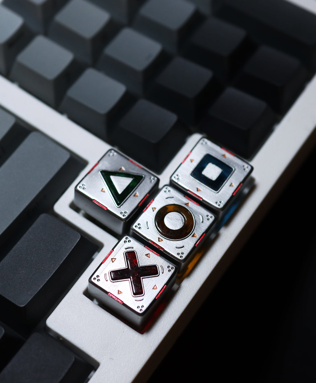 PlayStation style directional key set. Resin material, transparent resin in the middle, creative and personalized keycaps.