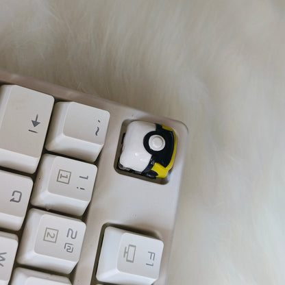 Pok é Ball, POLYMER CLAY material handmade 1U personalized keycap. Anime game props, peripheral culture, creative keycaps