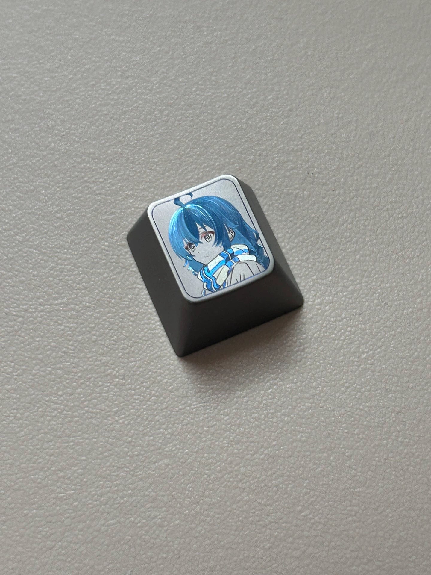 Hand carved titanium alloy anode coloring, anime and game culture creative metal hand carved keycaps collection