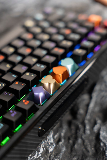 Poker directional keys 3D curved CNC aluminum alloy metal personalized keycaps