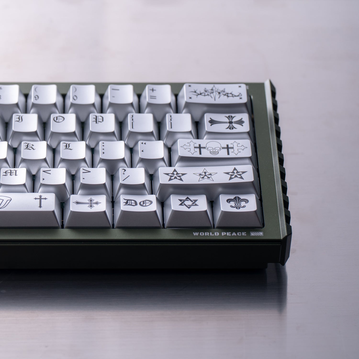 Chrome Hearts Crystal Jelly Keycaps, PC High Transparency Keycaps Transparent Theme Mechanical Keyboard Specific Keycaps, Fashion Trend Personalized Keycap Set