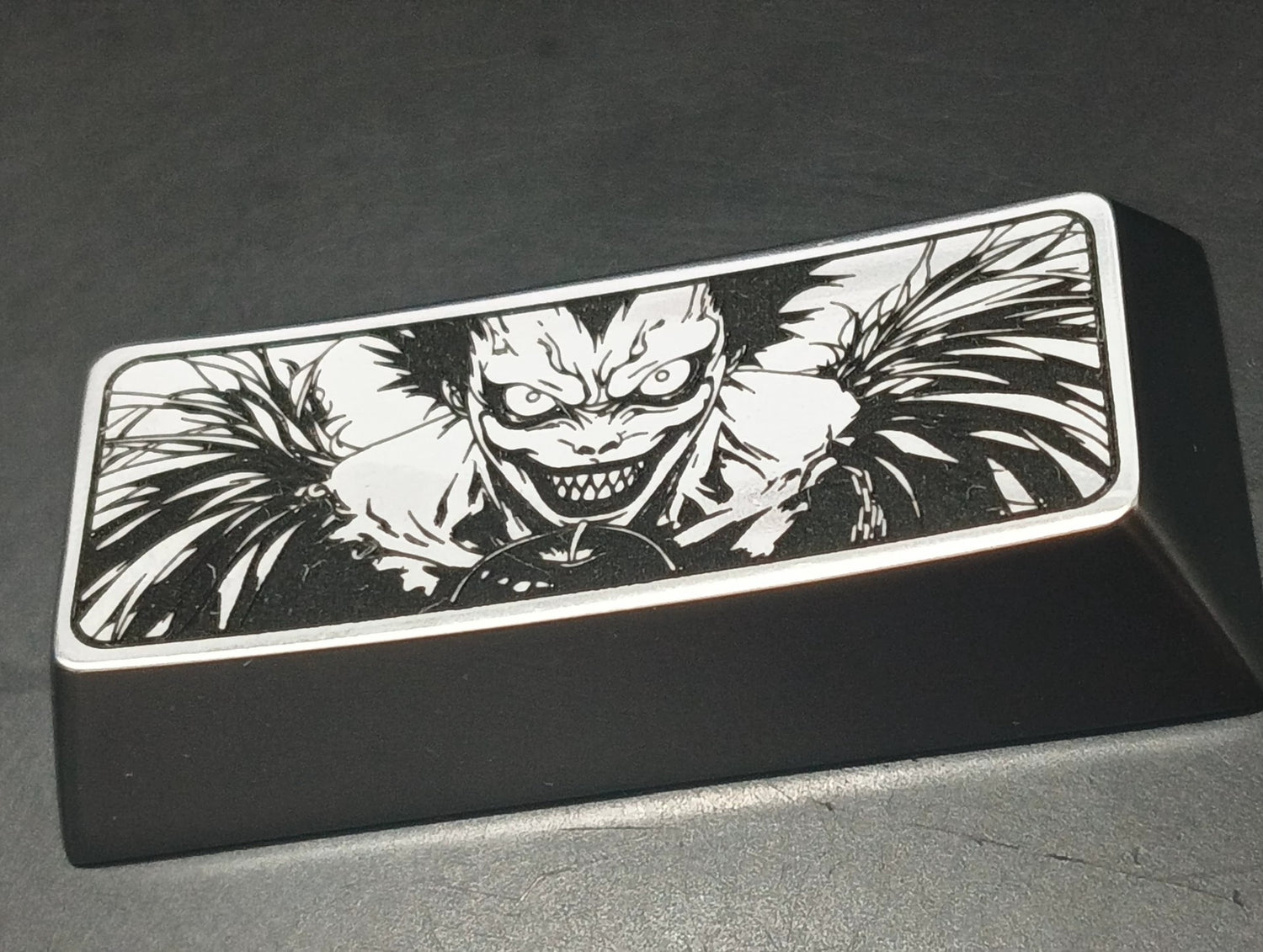 Death Note, Ryuk, 2.25U zinc alloy (customizable titanium alloy) personalized keycaps, decorative keycaps for anime, gaming, and cultural merchandise