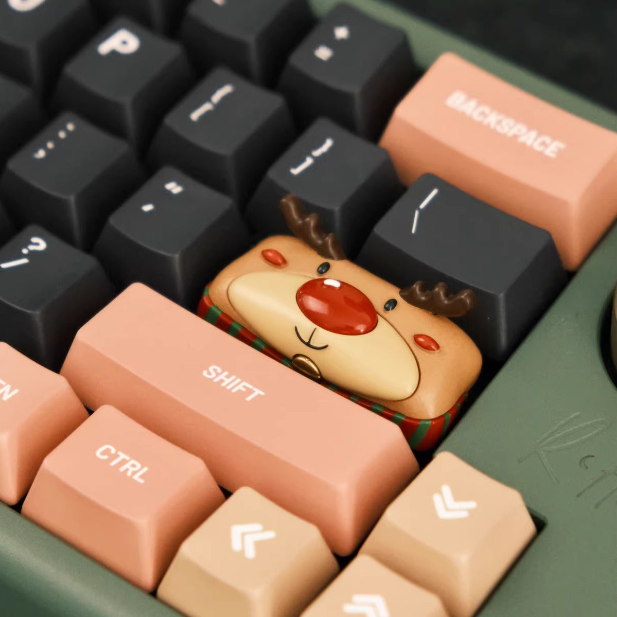 Original design: Christmas reindeer 2.25U keycaps, mechanical keycaps, return keycaps, personalized keycaps, colorful artistic keycaps, decorative keycaps