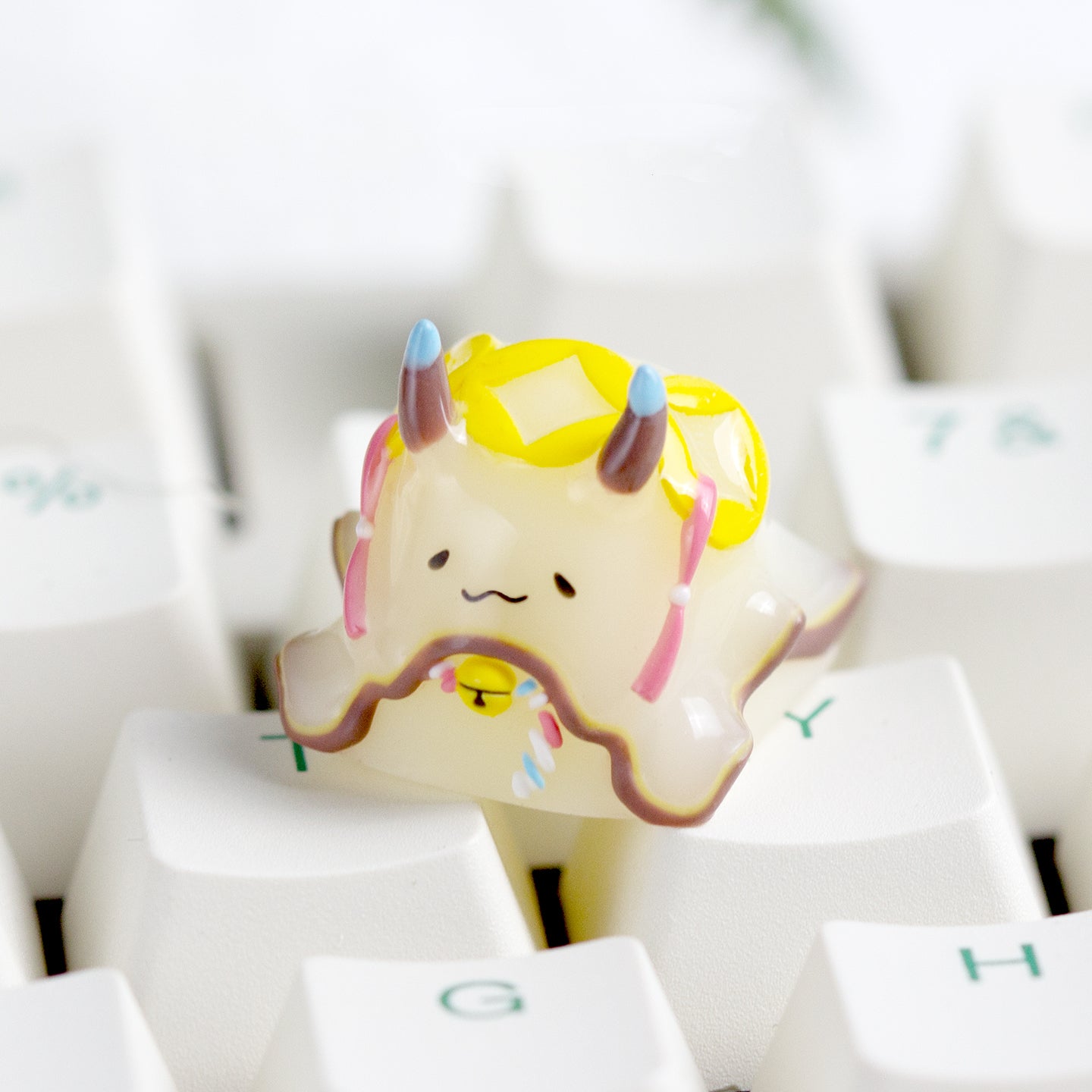 Original design, monetary Nudibranchia, multi-color resin semi transparent personalized keycaps, cute wealth symbol custom keycaps