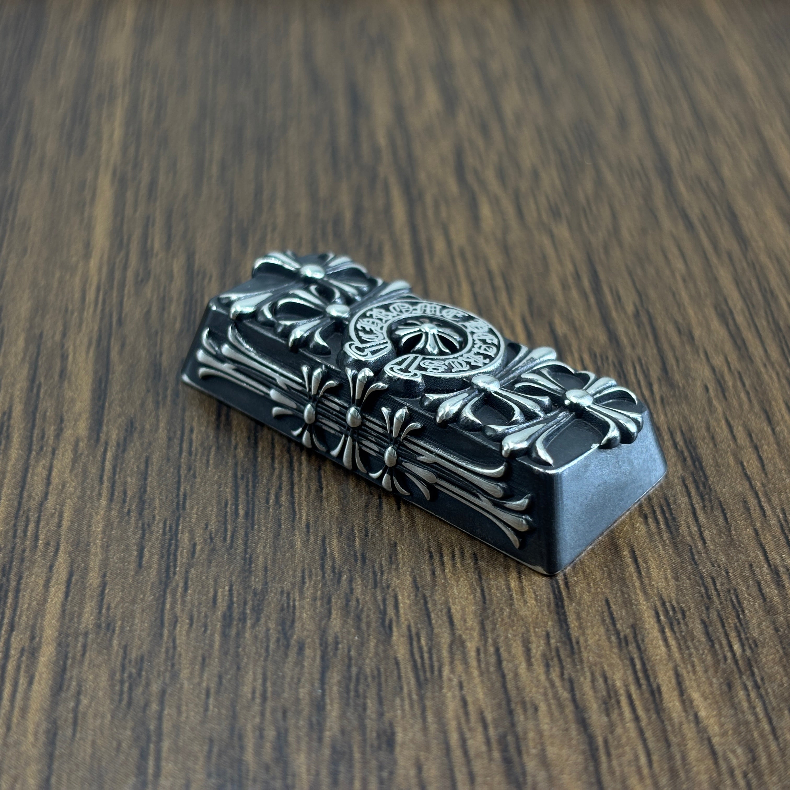 Chrome Hearts sterling silver oxide black style, full keyboard key positions, 925 sterling silver custom fashionable cultural keycaps, fashionable personalized art decoration keycaps