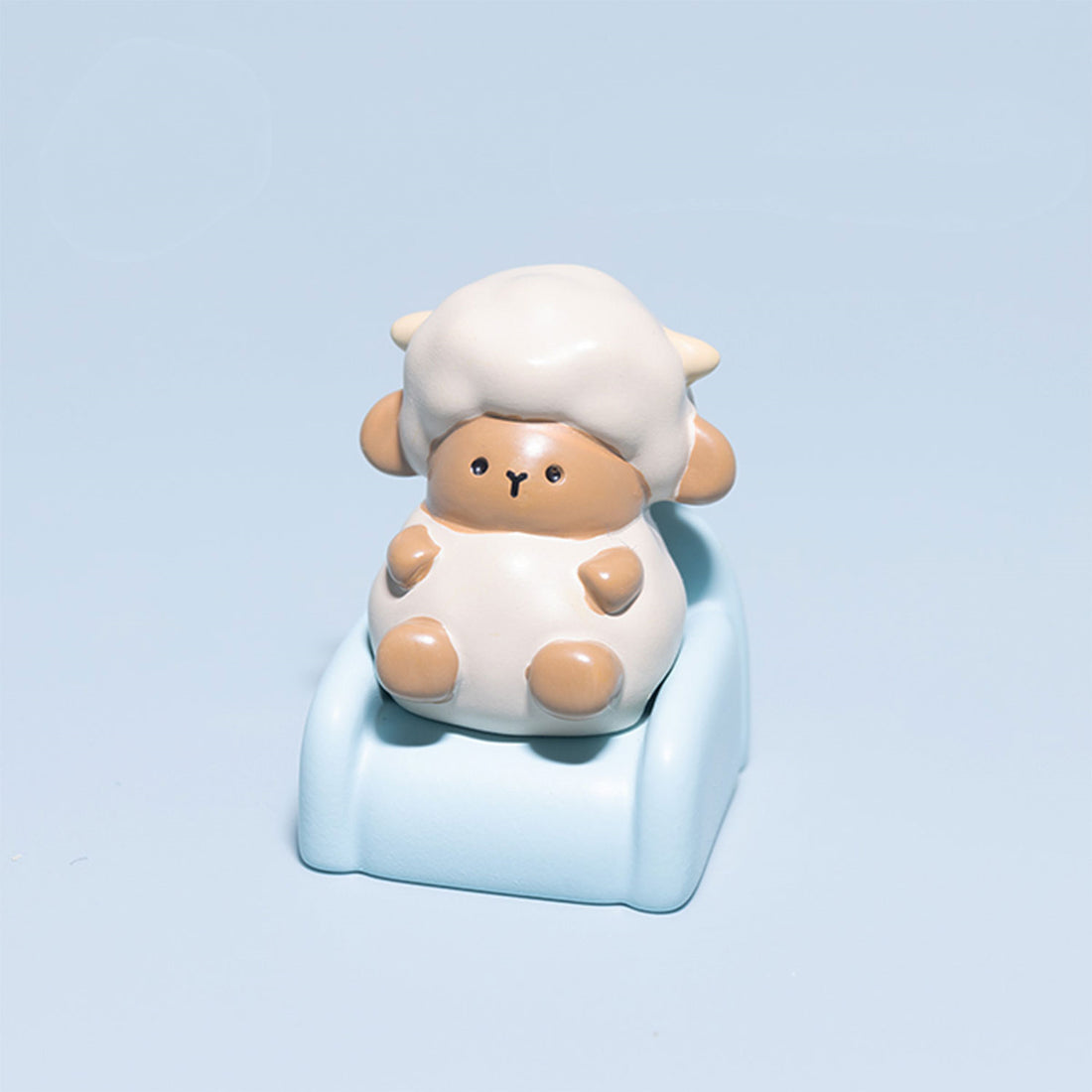 Leisure Time Theme, Small Animals Sitting on Sofa, Resin Spray Personalized Keycaps, Art Design Keycaps