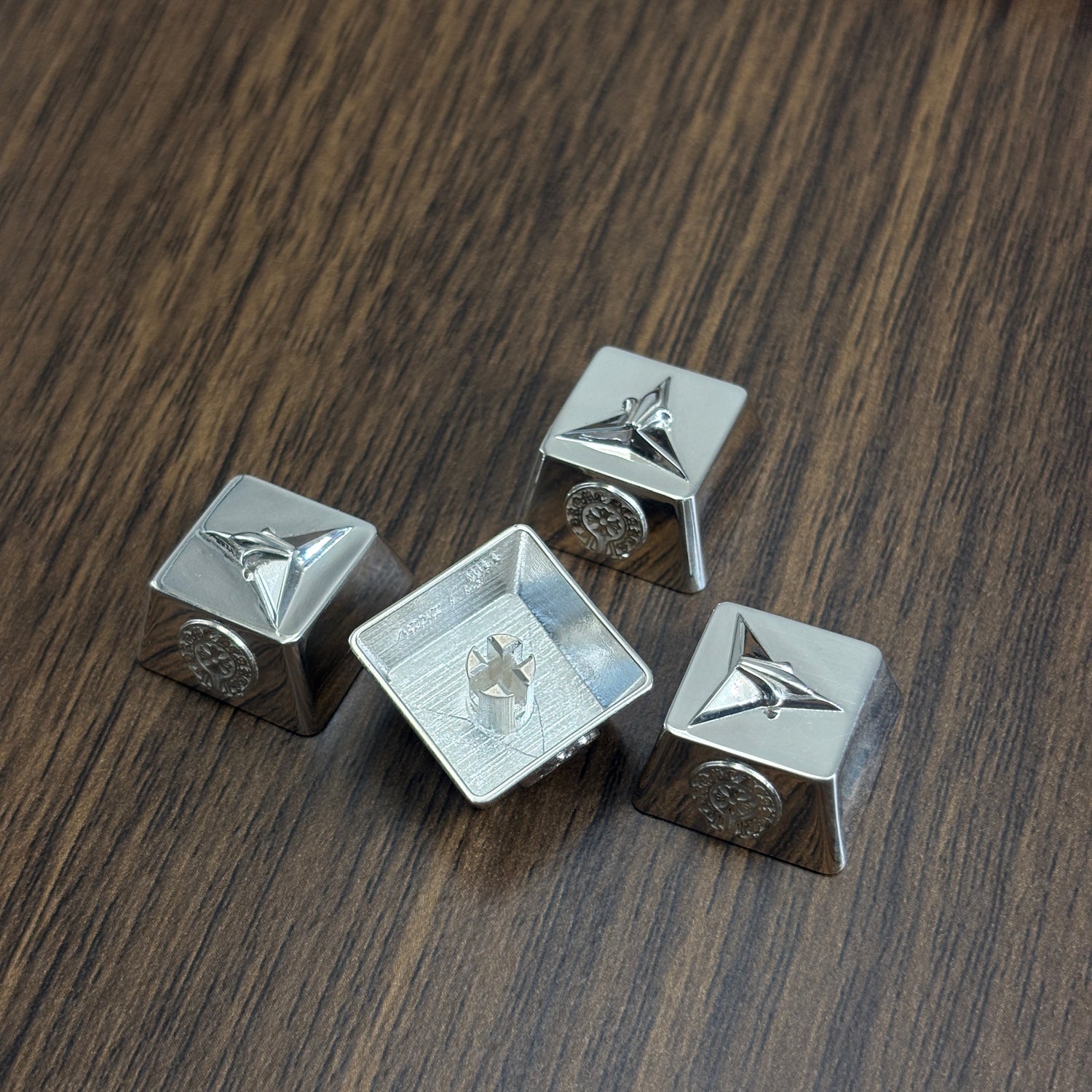 Chrome Hearts style, full keyboard key positions, 925 sterling silver custom trendy cultural keycaps, fashionable and personalized artistic decorative keycaps.