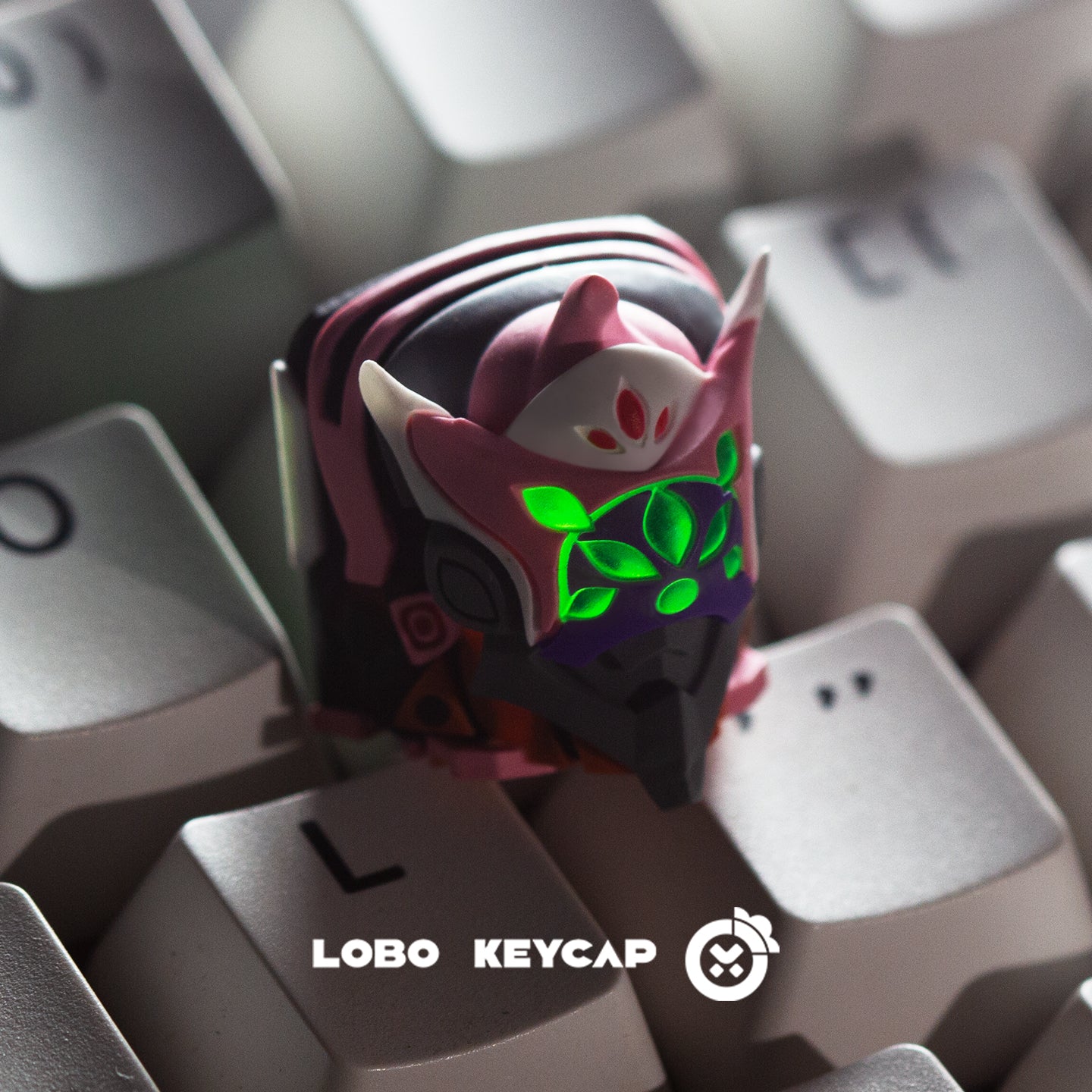 EVA， Mech series, multi-color resin personalized keycaps, creative handmade keycaps for anime and gaming peripherals