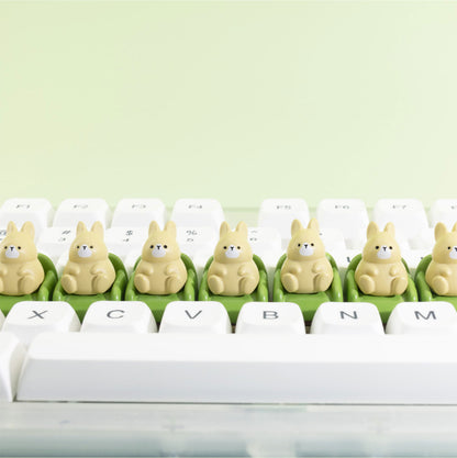 Leisure Time Theme, Small Animals Sitting on Sofa, Resin Spray Personalized Keycaps, Art Design Keycaps