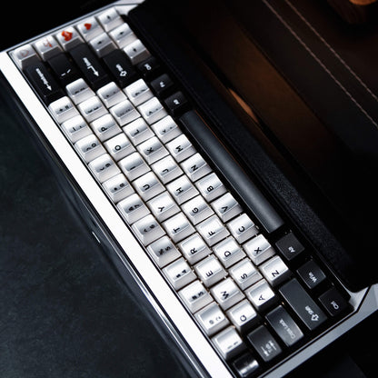 Black silver color scheme simple conventional style metal material CNC machining zinc alloy keycap set