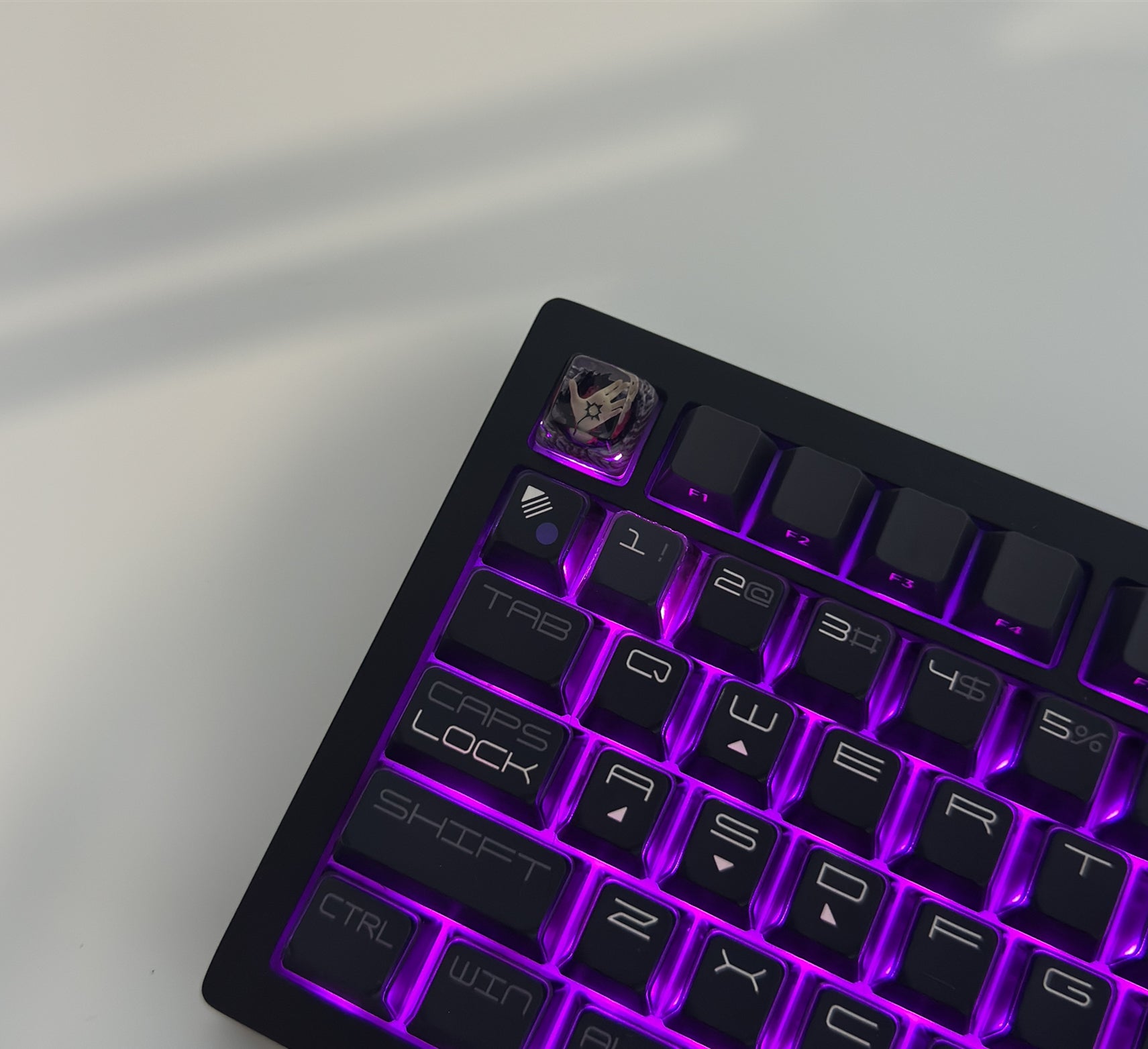 VALORANT, Vampire, Crystal drops of glue material, anime and game creative personalized keycaps, handmade keycaps