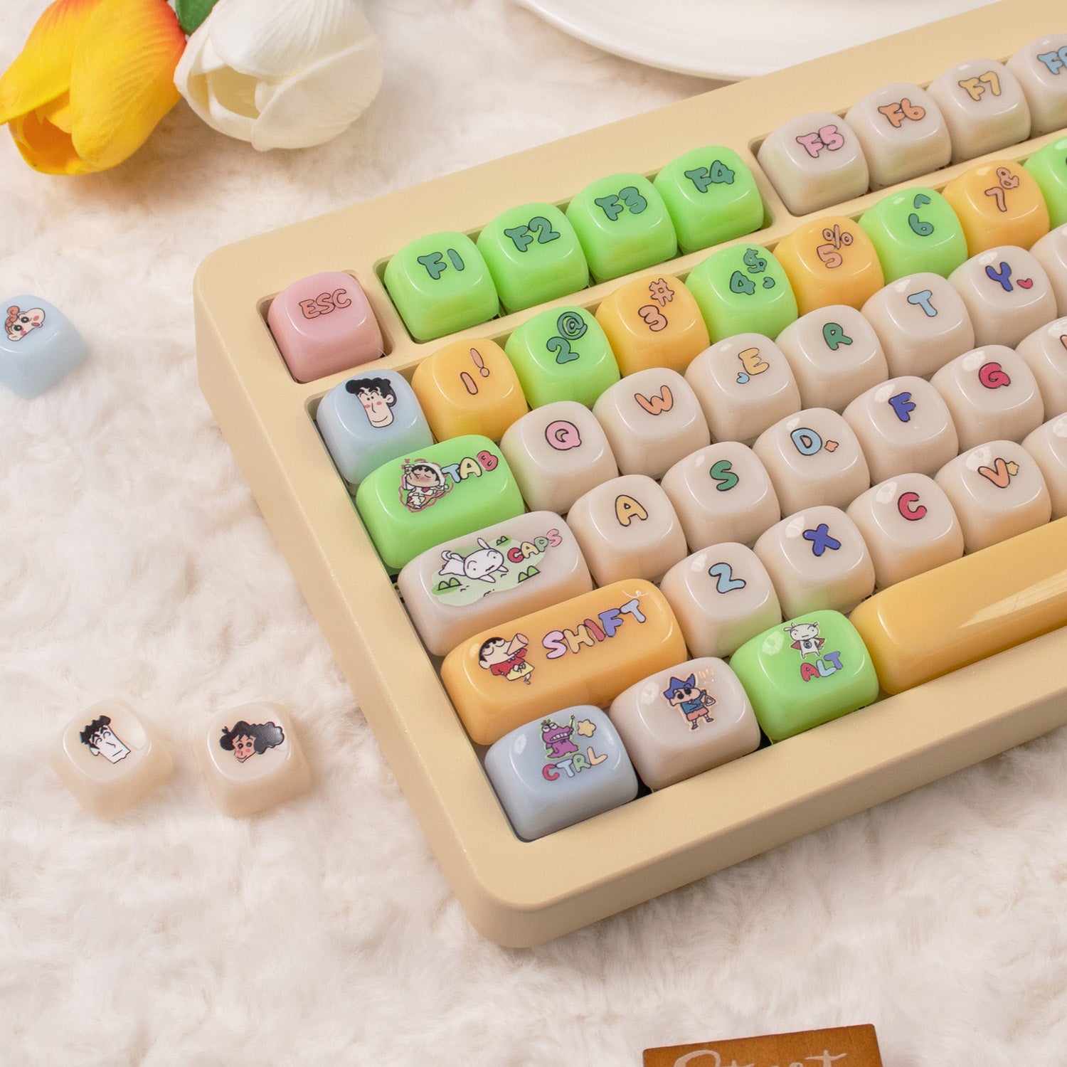 Crayon Shin chan theme, PBT material MOA height Sublimation creative personalized keycap set
