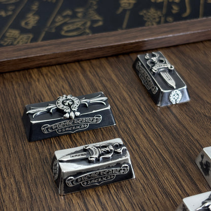 Chrome Hearts sterling silver oxide black style, full keyboard key positions, 925 sterling silver custom fashionable cultural keycaps, fashionable personalized art decoration keycaps