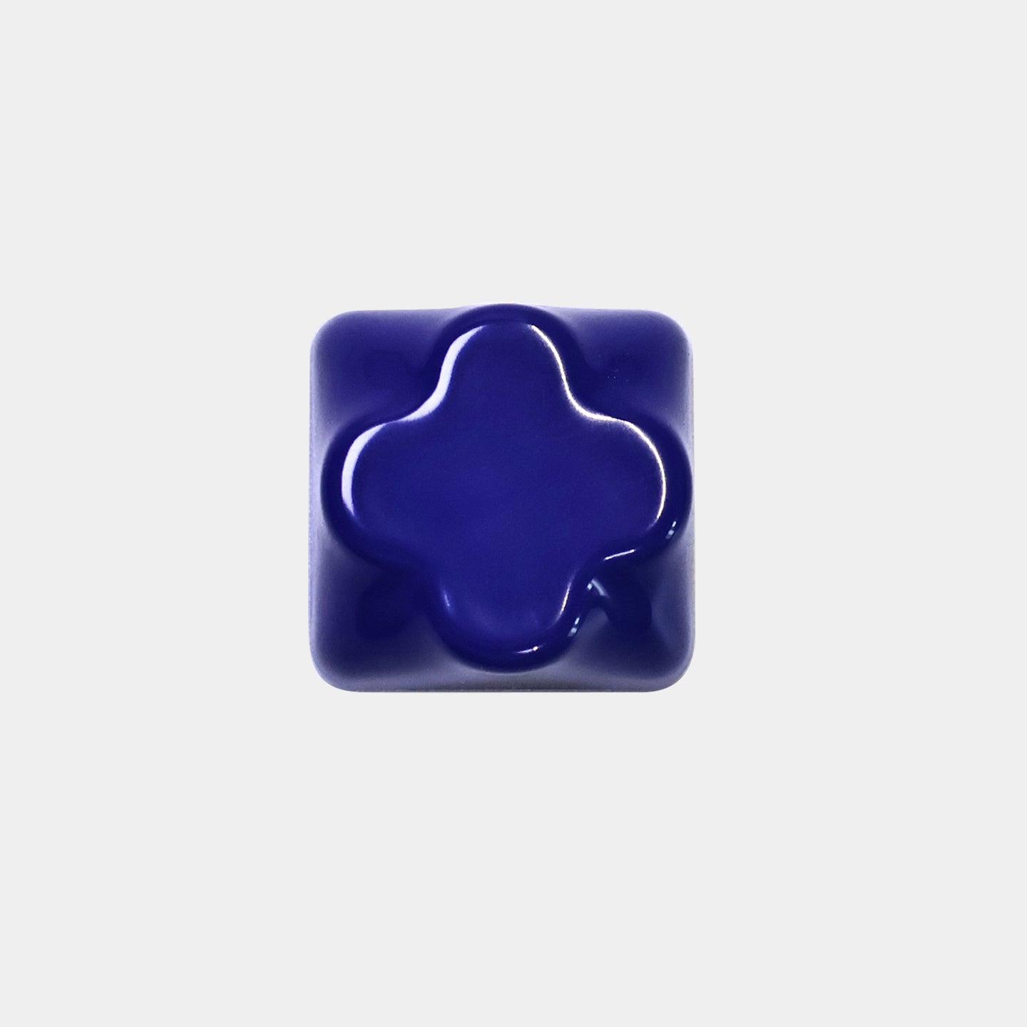 Metal personalized keycaps with plum blossom shaped aluminum alloy keycaps, metal baked paint, CNC machining, customized keycaps
