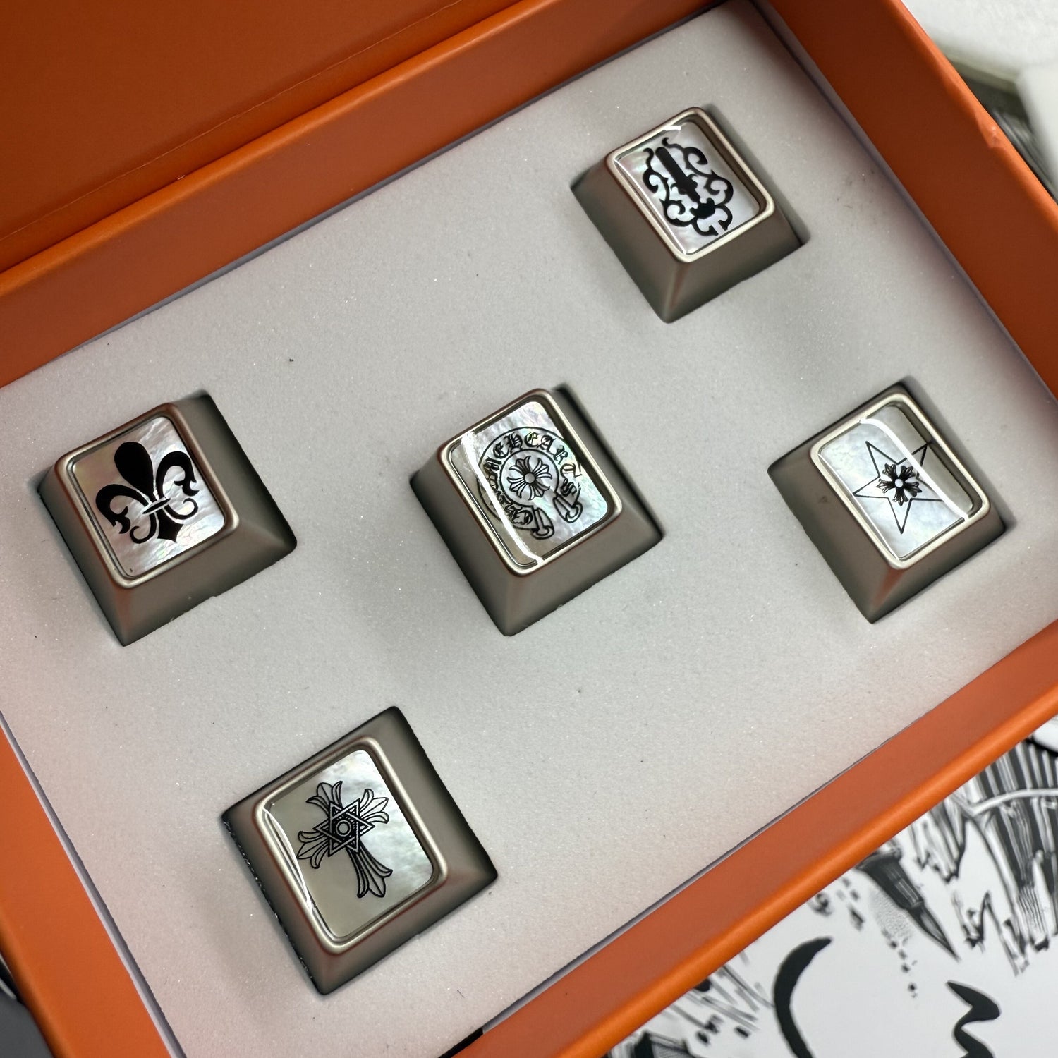 Chrome Hearts style, 4 WASD+1 Esc personalized keycaps factory high metal+mother of pearl inlay personalized keycaps