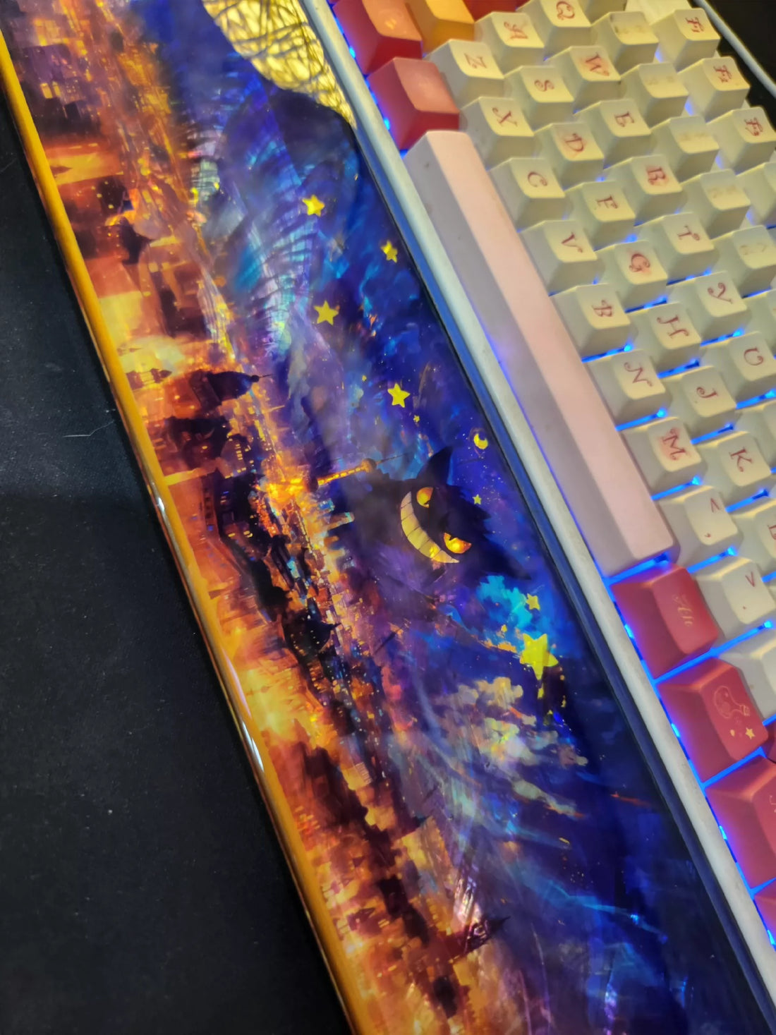 Pok é mon Gengar, Keyboard holder, Handmade custom resin hand support, keyboard accessories