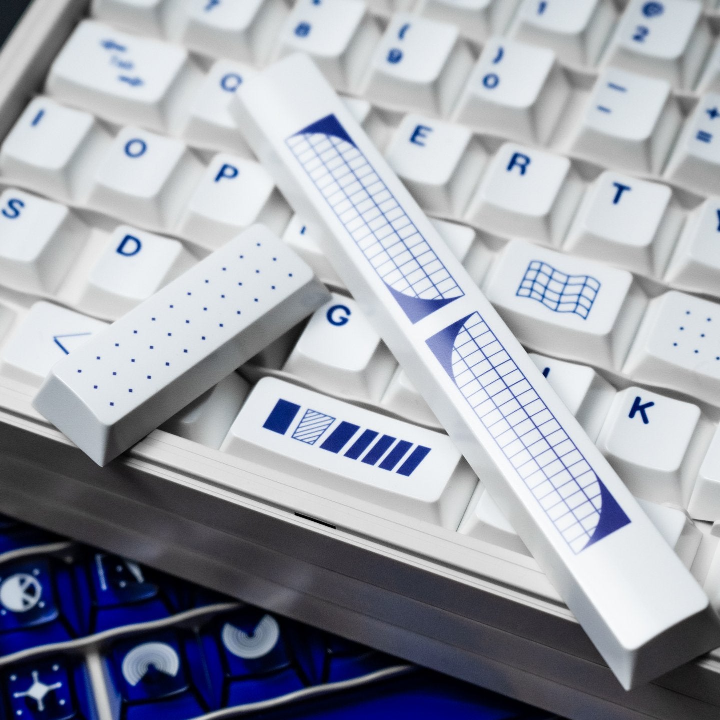 Original Design &quot;Geometry&quot; Theme Mechanical Keyboard Keycap Complete Set PBT Thermal Sublimation Original Factory Highly Personalized Keycap Set