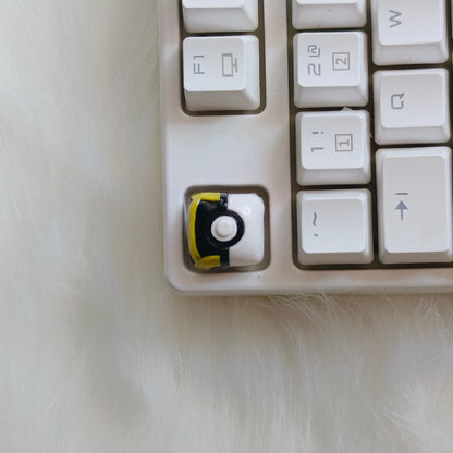 Pok é Ball, POLYMER CLAY material handmade 1U personalized keycap. Anime game props, peripheral culture, creative keycaps