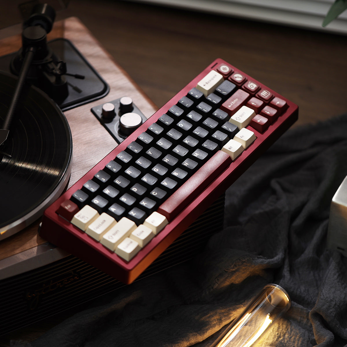 Original design &quot;Rome&quot; themed mechanical keyboard keycap complete set PBT heat sublimation original factory highly personalized keycap set