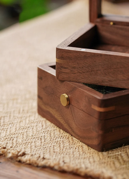 Solid wood, black walnut, glass, brass/stainless steel lining, customized dust-proof magnetic design for keycap storage box, personalized keycap collection box