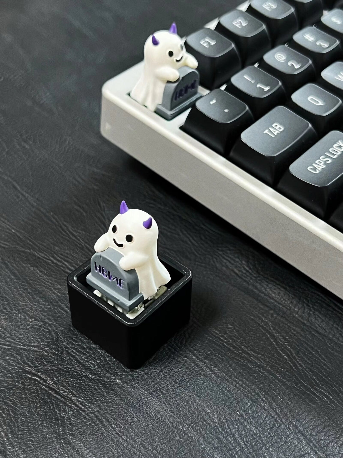 Halloween Ghost Tombstone Personalized Resin Coating Keycaps Mechanical Keyboard Creative Decorative Keycaps