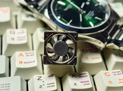 Titanium alloy EDC fan keycaps, titanium alloy movable fan blades, mechanical keyboard decorative keycaps, CNC metal processing customized keycaps