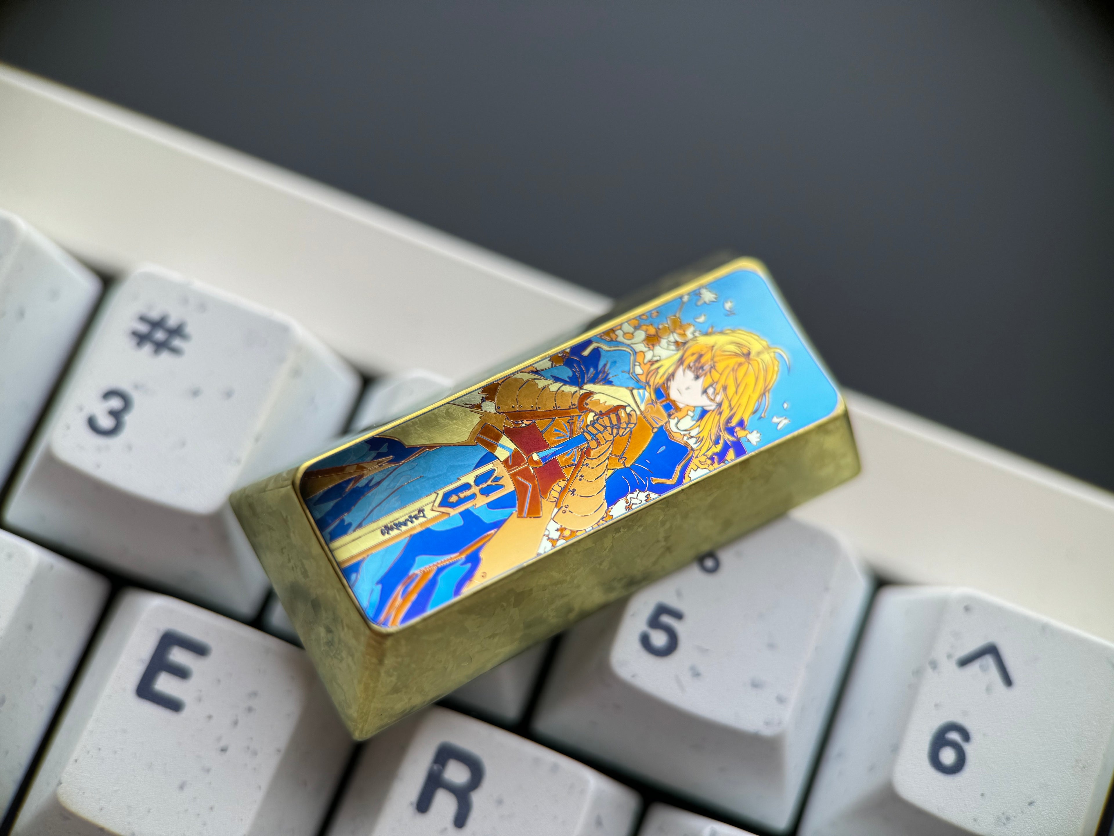 Vertical 2U+number key, pad enter key, Saber， Titanium alloy 2U metal personalized keycaps, keycaps for anime, gaming, and movie peripherals