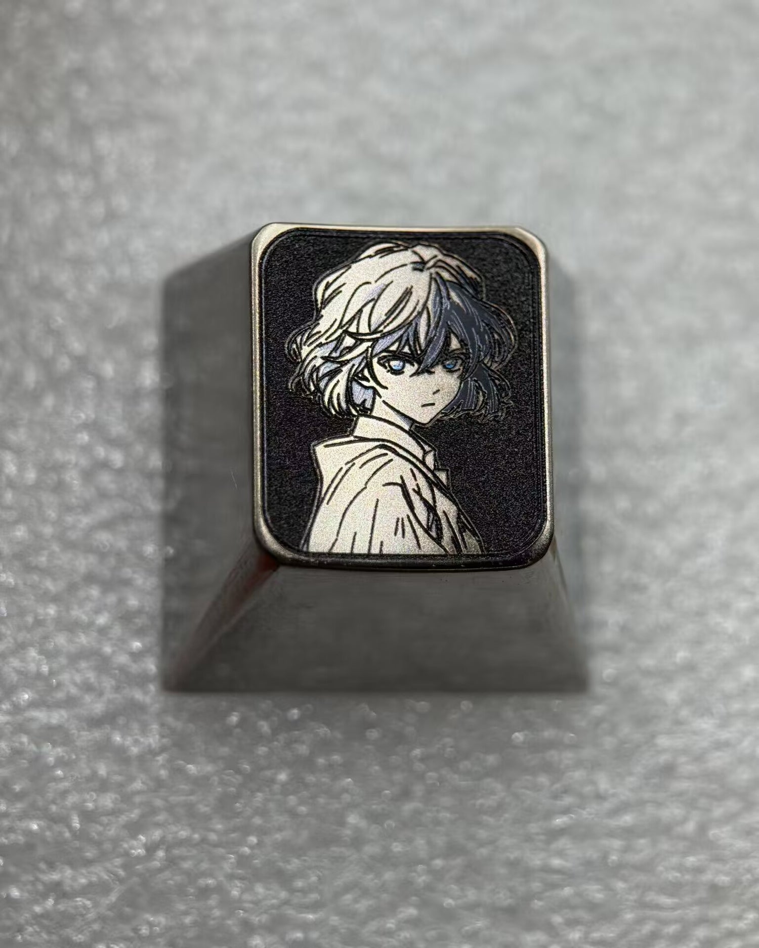 Anita Hailey， Black and white titanium alloy 1U personalized keycaps, metal carved keycaps around anime and game characters