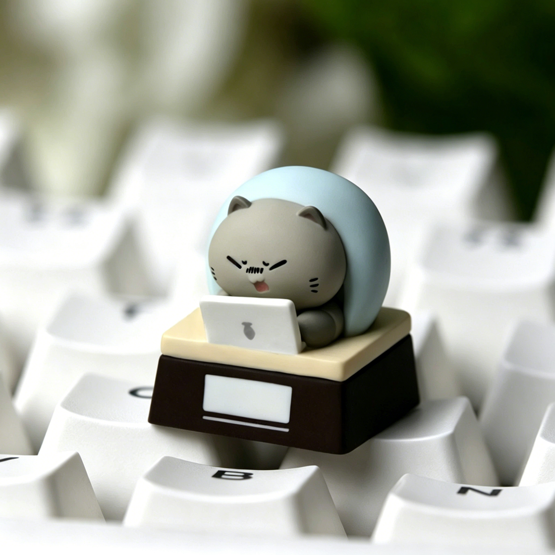 Cat worker, multi-color resin personalized keycaps, cartoon shaped office posture mechanical keyboard, handmade resin decorative keycaps