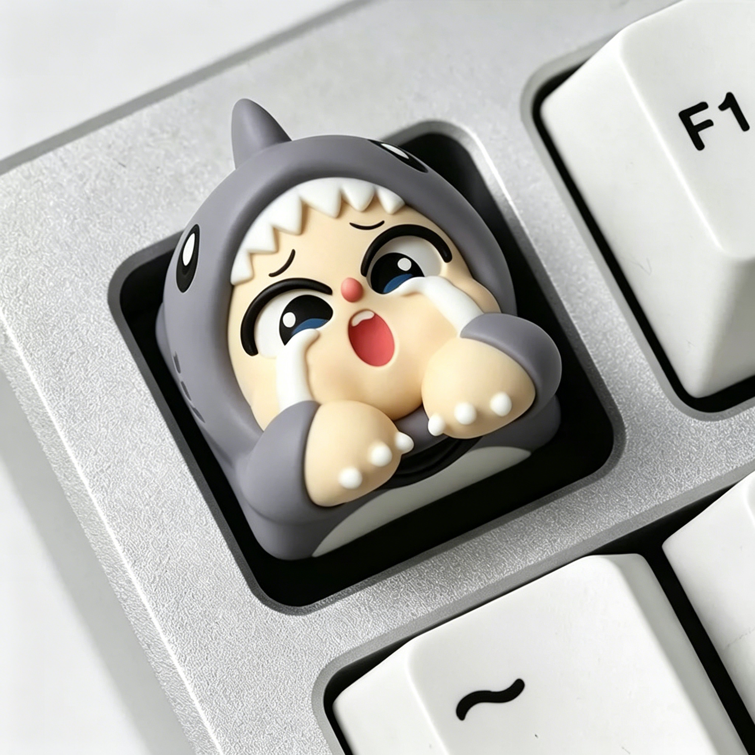 crybaby， Multi colored resin molded personalized keycaps, cute cartoon shaped resin keycaps, mechanical keyboard cartoon image decorative keycaps