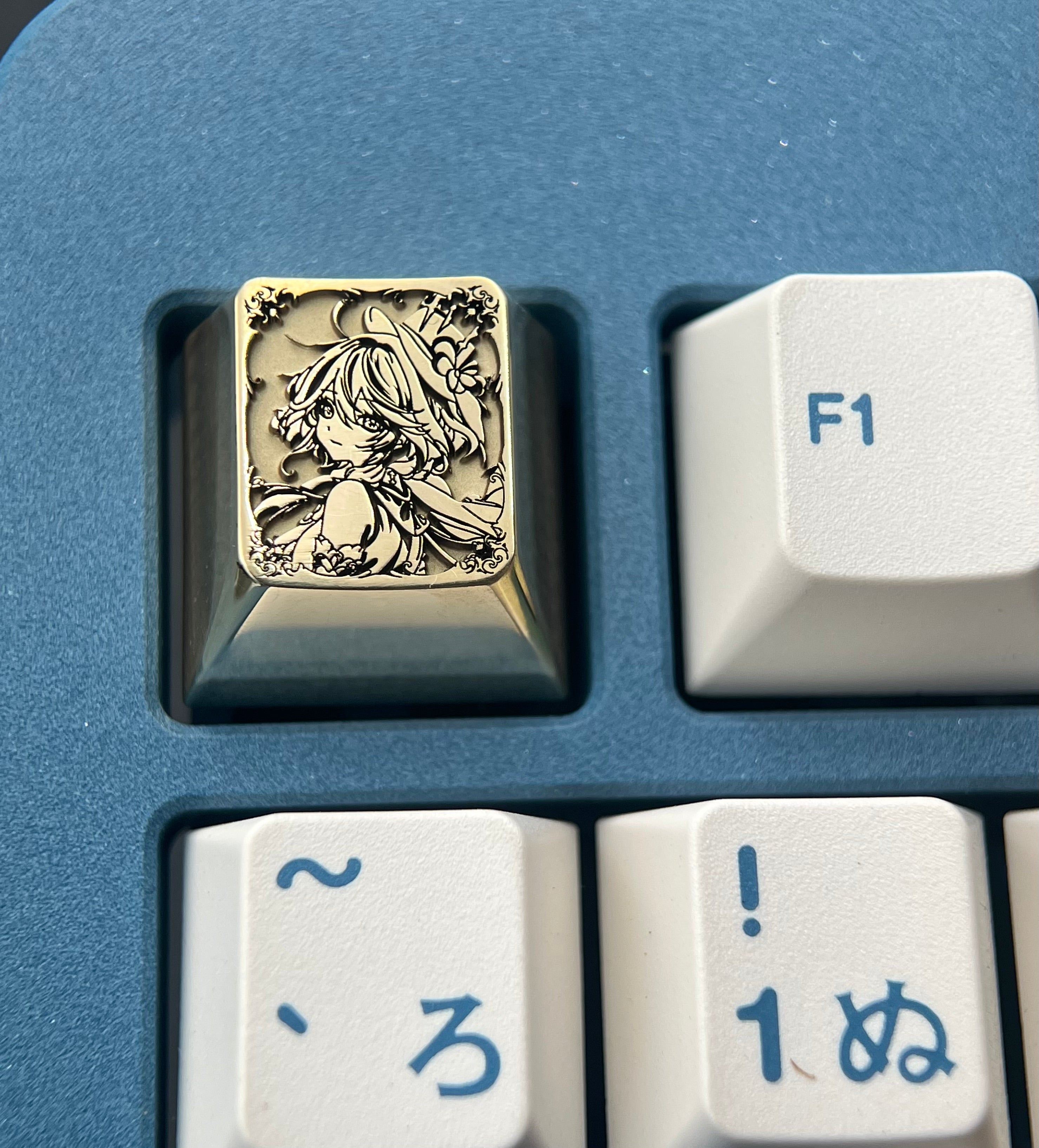 Genshin Impact, Furina, 1U brass deep carved personalized keycap, anime and game culture creative metal material decorative keycap