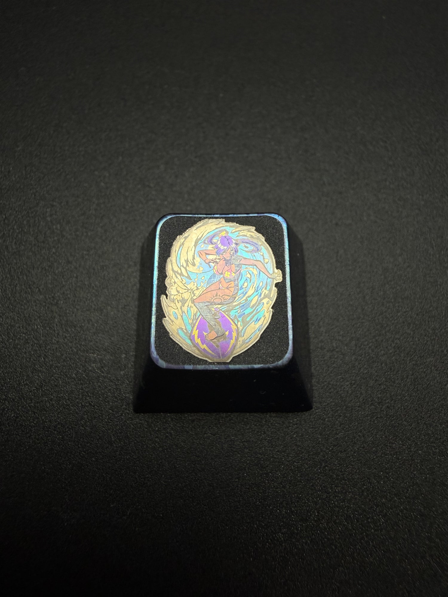 BLEACH，Inoue Orihime/Shihouin Yoruichi 1U titanium alloy metal personalized keycaps, anime and game character peripheral products, decorative keycaps.