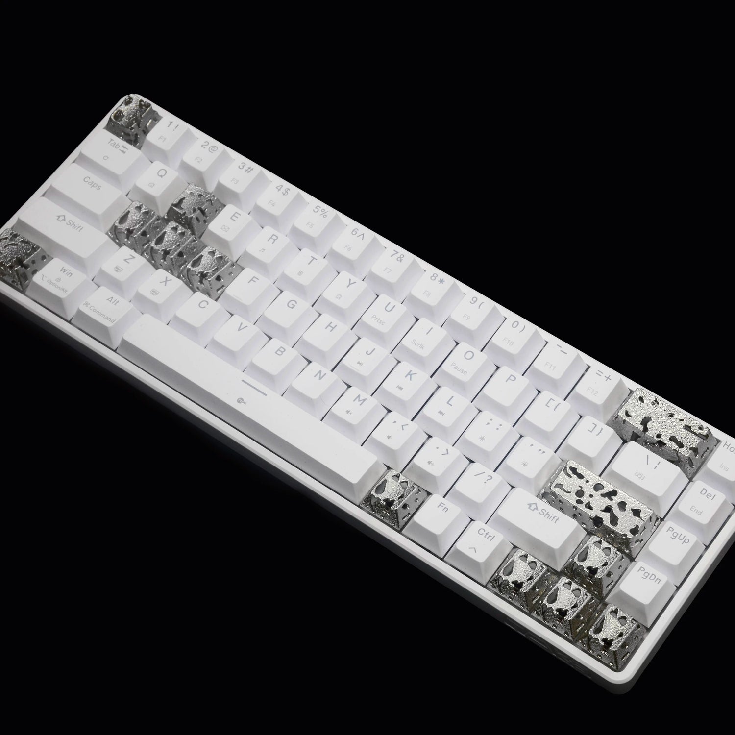 Hollow corrosion design, metal copper personalized keycaps, non-ferrous metal creative mechanical keyboard keycaps, computer desktop with decorative keycaps