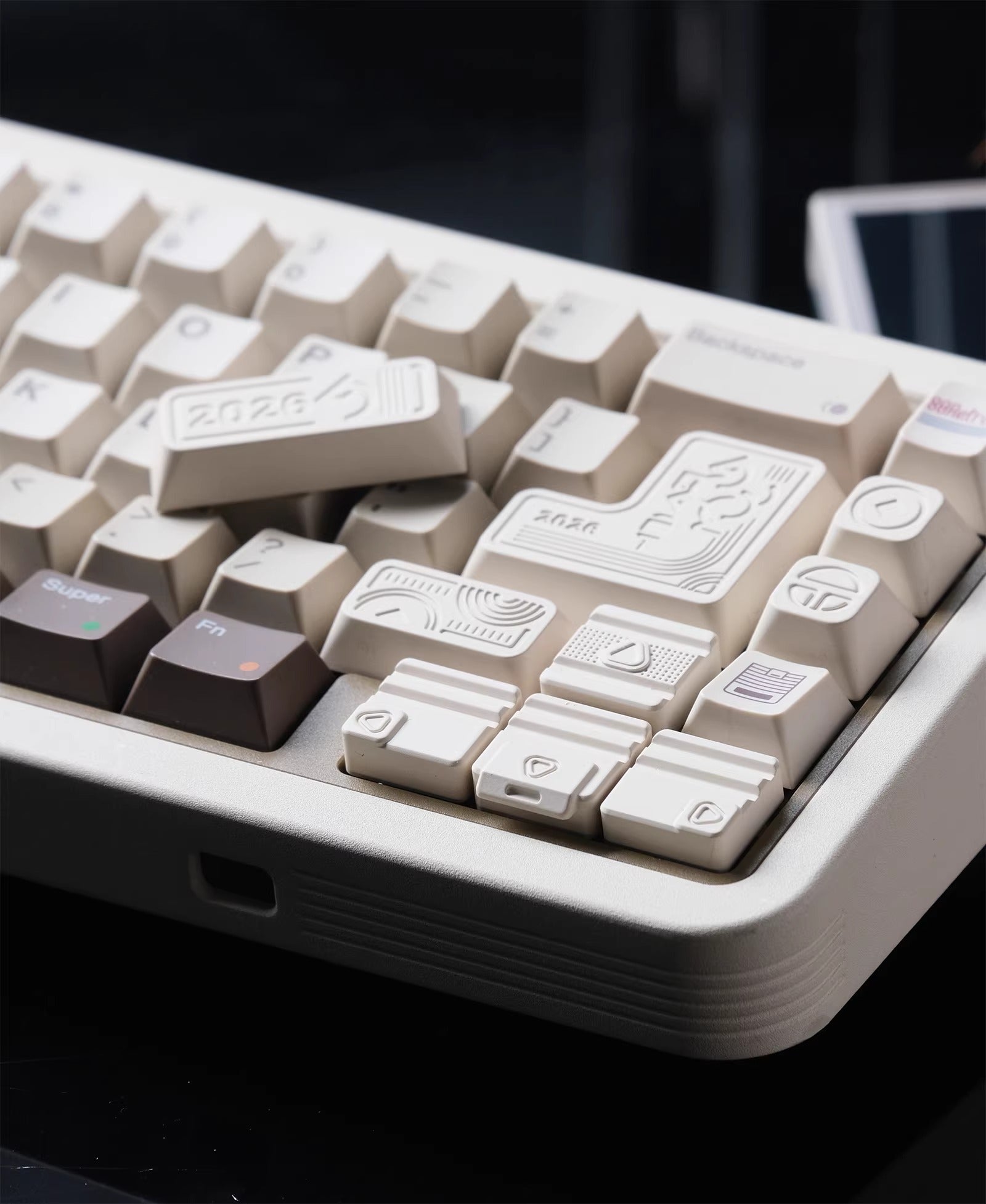 Aluminum alloy personalized keycaps, Year of the Horse commemorative edition, simple modular directional keys, metal material decorative keycaps