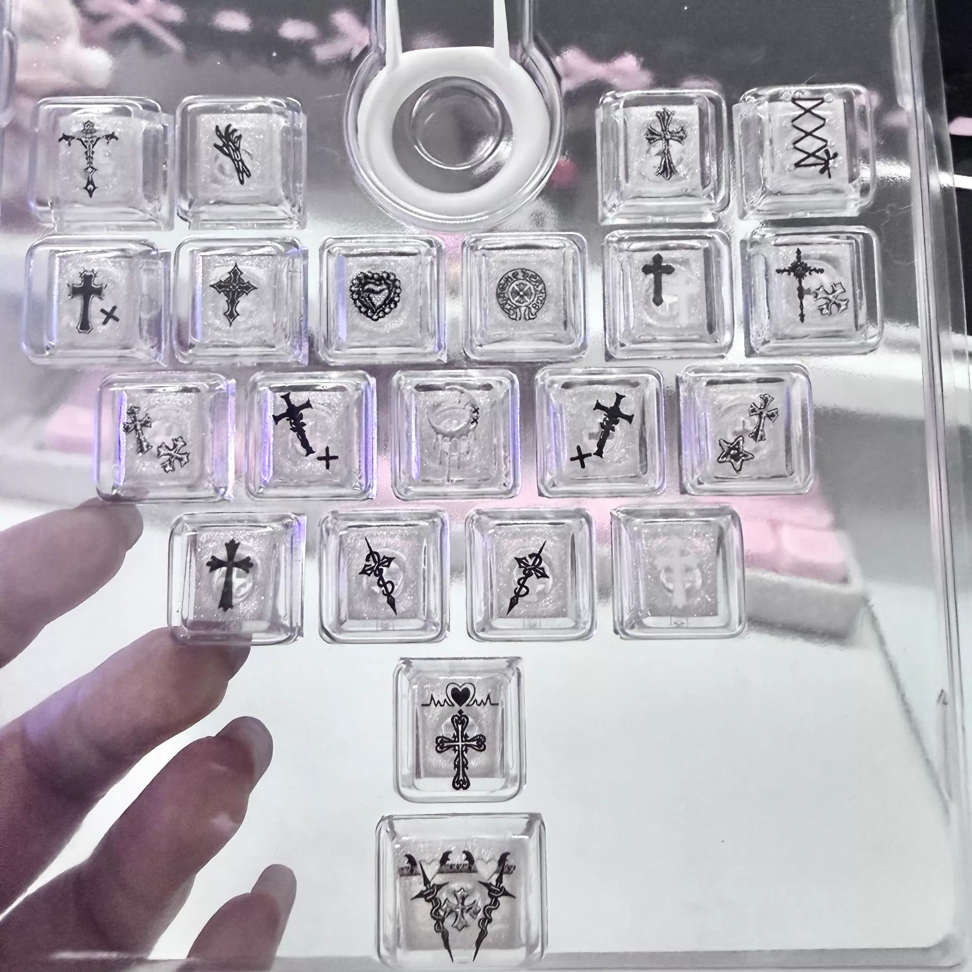 Gothic style, CH crystal resin added keycaps, mechanical keyboard decorated with personalized keycaps