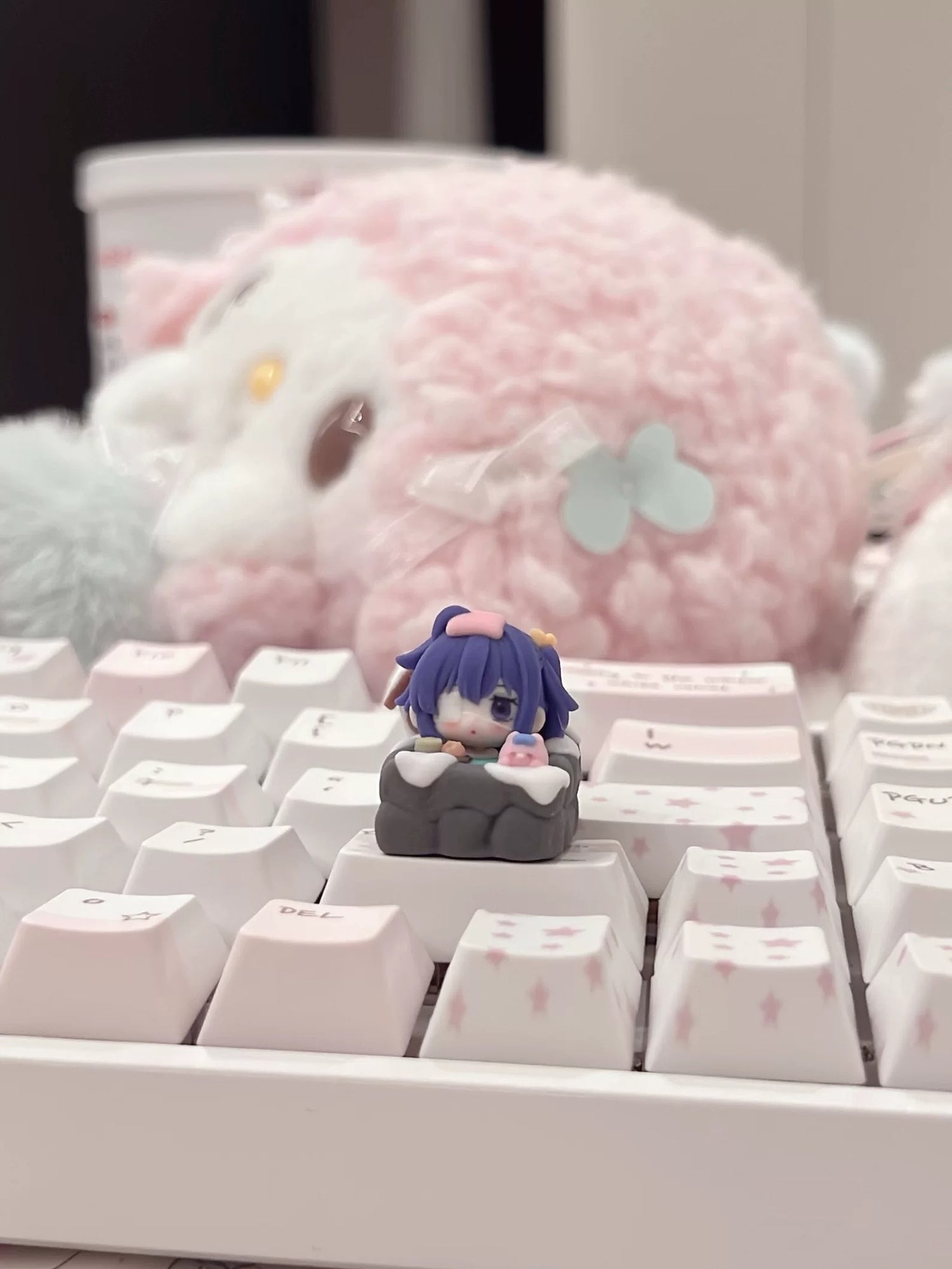 Love, Chunibyo&amp;Other Delusions, Takanashi Rikka, 1U multi-color resin printing, creative and personalized keycaps for cartoon and anime characters, mechanical keyboard decorative keycaps